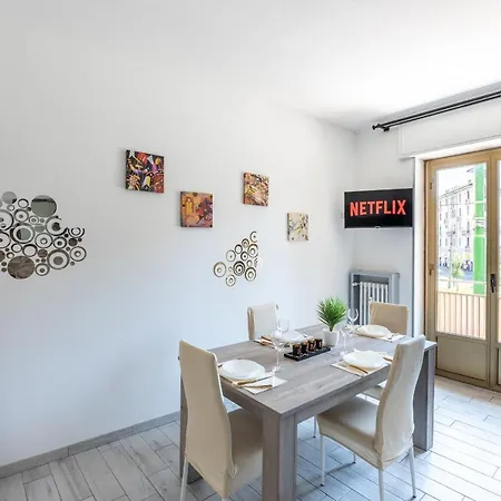 Niguarda Hospital Luxury Apartman Milánó