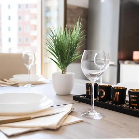 Niguarda Hospital Luxury Apartman *