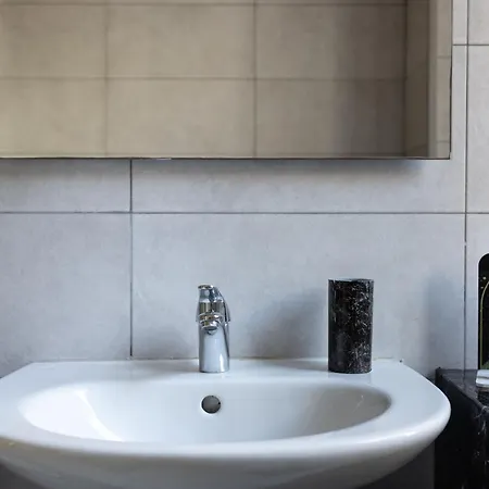Apartman Niguarda Hospital Luxury Milánó
